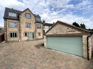 Photo 14- click for photo gallery